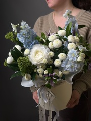 Цветы в коробке «Цветочная шкатулка»