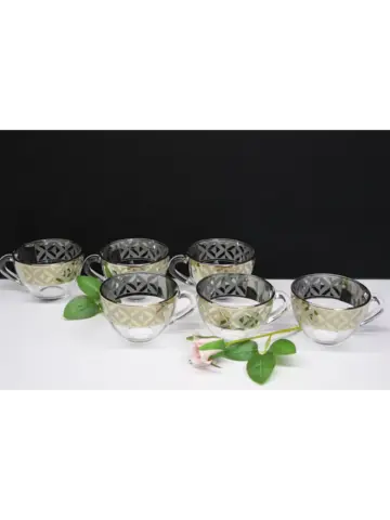 Набор кружек для чая и кофе.