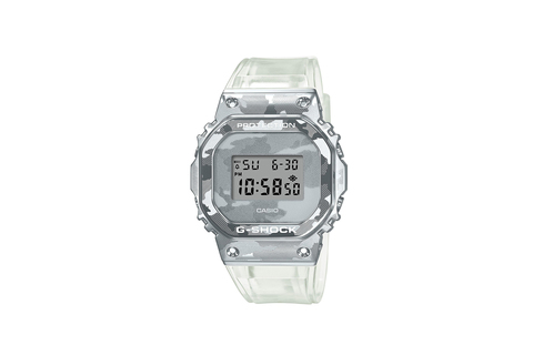 Наручные часы Casio GM-5600SCM-1E фото