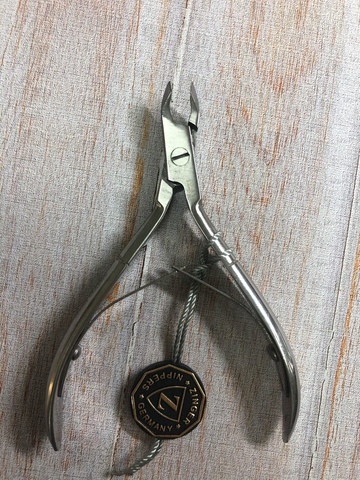 ZINGER Кусачки маникюрные для кожи с ручной заточкой