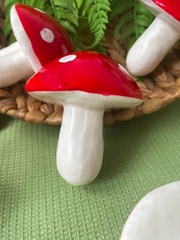 Грибы крупные, МУХОМОР, реалистичные, 8*9 см., набор 5 штук