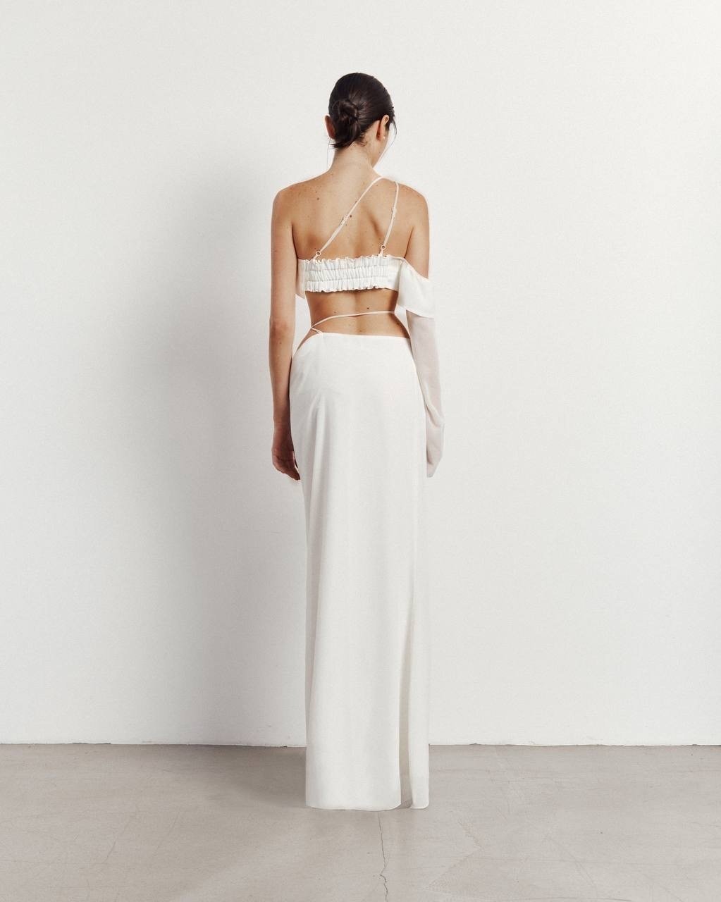 Костюм с жемчужиной