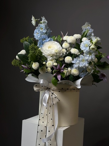 Цветы в коробке «Цветочная шкатулка»