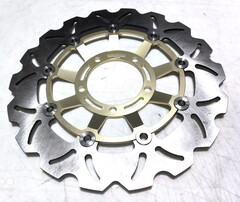 Диск тормозной передний лепестковый на TRIUMPH DAYTONA / STREET TRIPLE 2007-2012