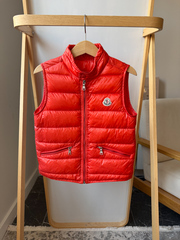 Пуховый жилет Moncler, 116