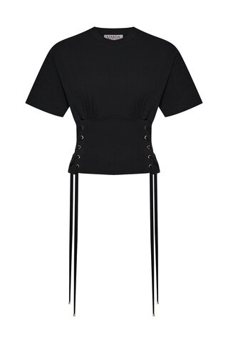 Футболка со шнуровкой