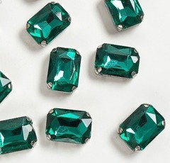 Стразы пришивные стекло в оправе, р. 14х10 мм, изумрудный