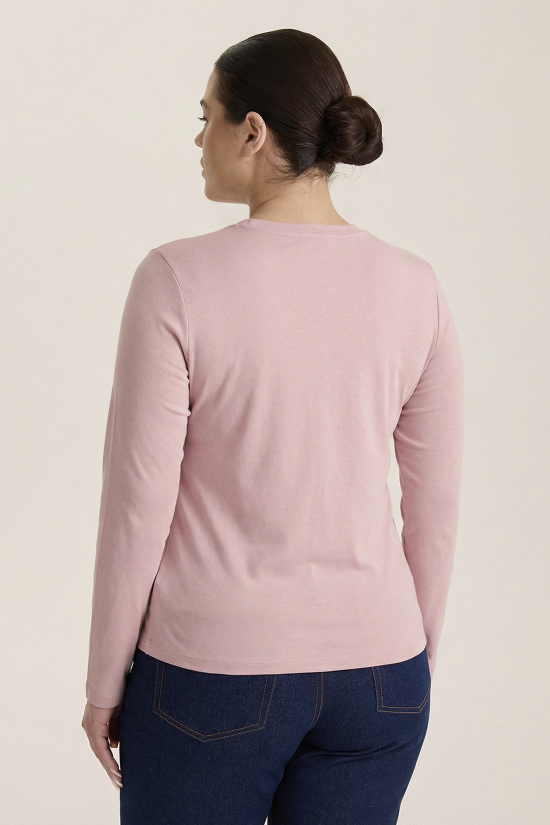 Лонгслив из вискозы, пудровый