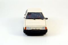 VAZ-2109 Lada Street Racing Custom 1:24 Hachette