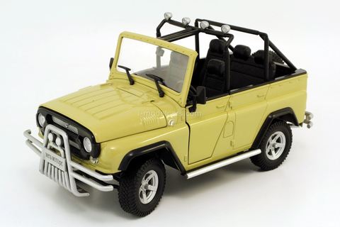 UAZ-Hunter 4x4 2004 open top Autobahn Bauer 1:24