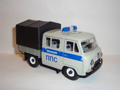 UAZ-39094 Farmer PPS Police Agat Mossar Tantal 1:43