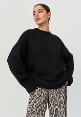 Свитер свободный с широкими рукавами