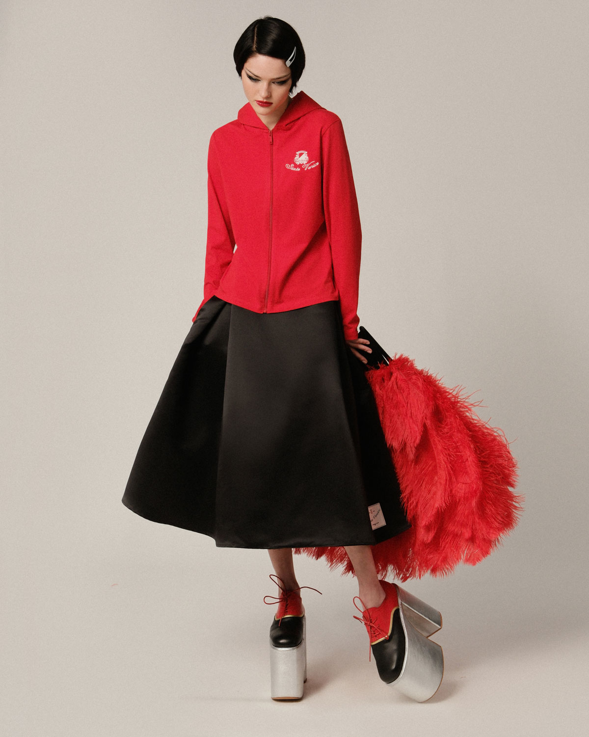 Приталенное худи на молнии из облегченного хлопка