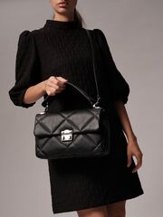 Сумка кожаная на плечо черная