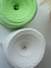 Экрю трикотажная пряжа