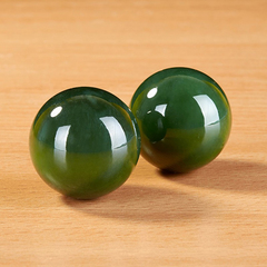 Шарик 10мм. Зелёный нефрит (класс бриле).