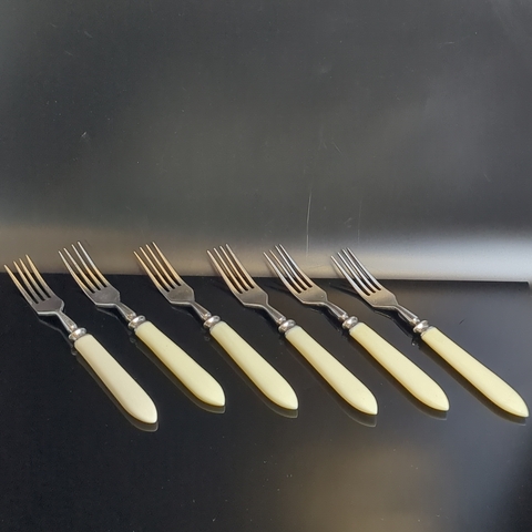 Набор из 6 столовых вилок СССР нержавейка, под кость, советский винтаж 1970-1990 гг