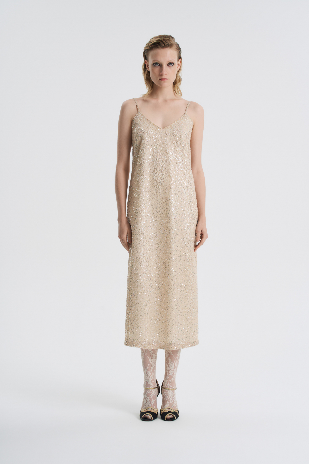 Платье-комбинация с вышивкой