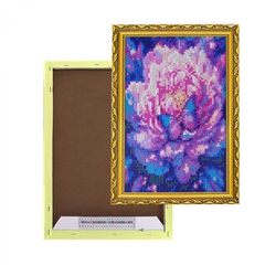 
          Алмазная мозаика Alingar, на подрамнике, с полным заполнением, (глянц), 20х30 см, 19 цветов, "Бабочка на пионе"