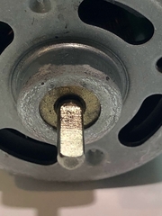 Двигатель для шуруповерта 18V со съемной шестерней (Вал 3мм)