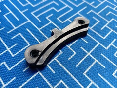 Пластина крепления дефлектора DDE для ST9070LE