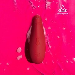 Бесконтактный клиторальный стимулятор Womanizer Classic 2 - Marilyn Monroe (ярко-красный)