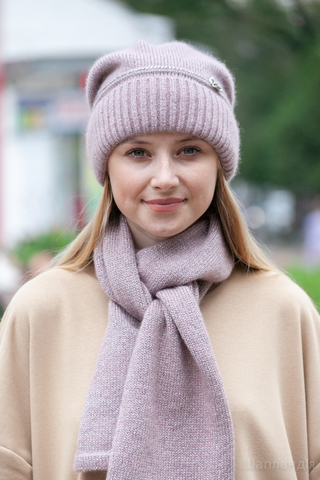 52bo26 Шапка с отворотом Катта