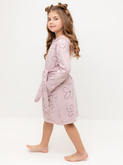 халат  для девочки  К 5763/розово-сиреневый,контурные цветы