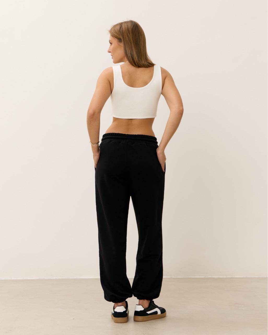 Джоггеры 02, черные