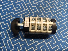 Переключатель режимов QUATTRO ELEMENTI заряда/пуска для TechBoost 520, 620 (771-473-04)