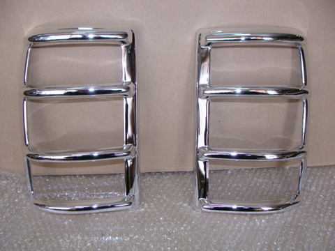 Накладка заднего фонаря УАЗ-Патриот (хром пластик до 2015) к-т