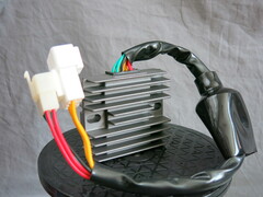 Реле регулятор Honda CBR954 2002-2003