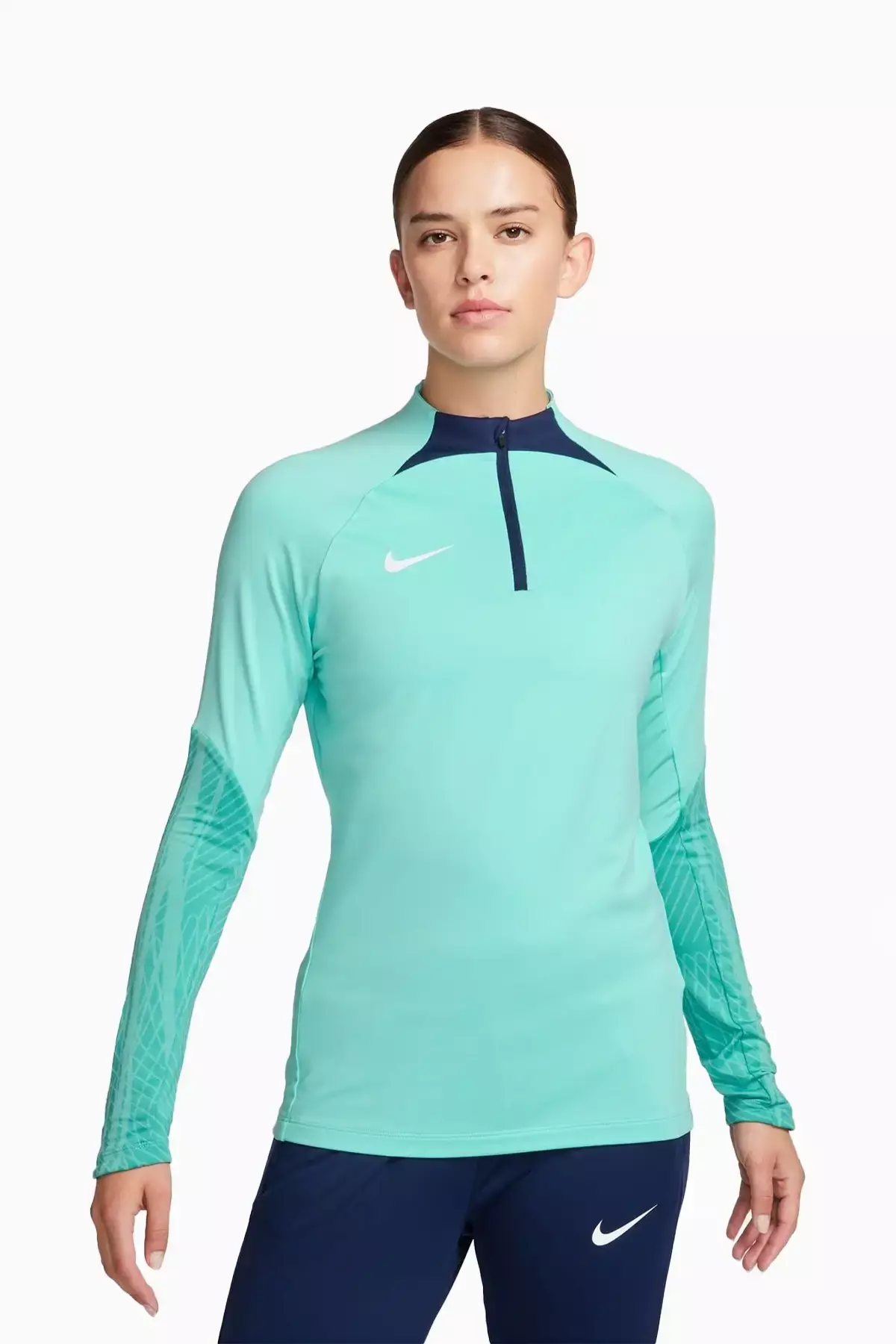 Белый Термолонгслив Nike Pro Training