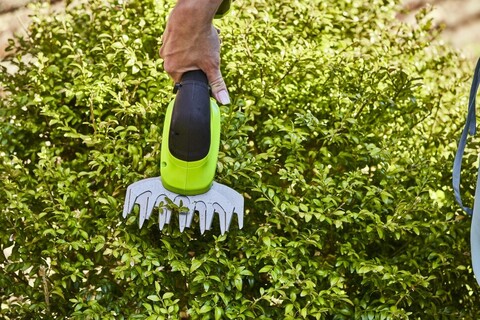 Садовые ножницы кусторез Greenworks G24SHT, 24v, без АКБ и ЗУ (аккумуляторные)