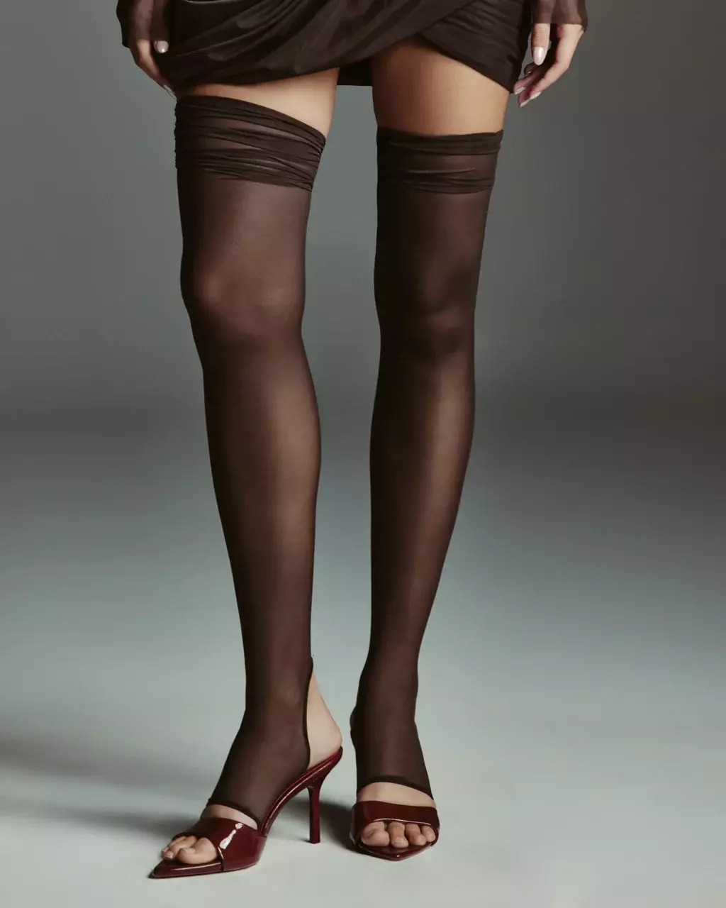 Чулки коричневые