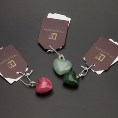 Подвеска кулон Сердце из медового нефрита.