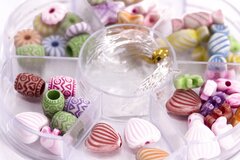 
          Набор для создания украшений-бусины Alingar, 80х80х12 мм, "Candy", 6 видов бусин, 1х1,1 м леска, пластик.пенал