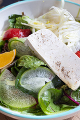 САЛАТ ИЗ СВЕЖИХ ОВОЩЕЙ С СЫРОМ ФЕТА new