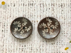 Пуговицы костюмные, d 2 см