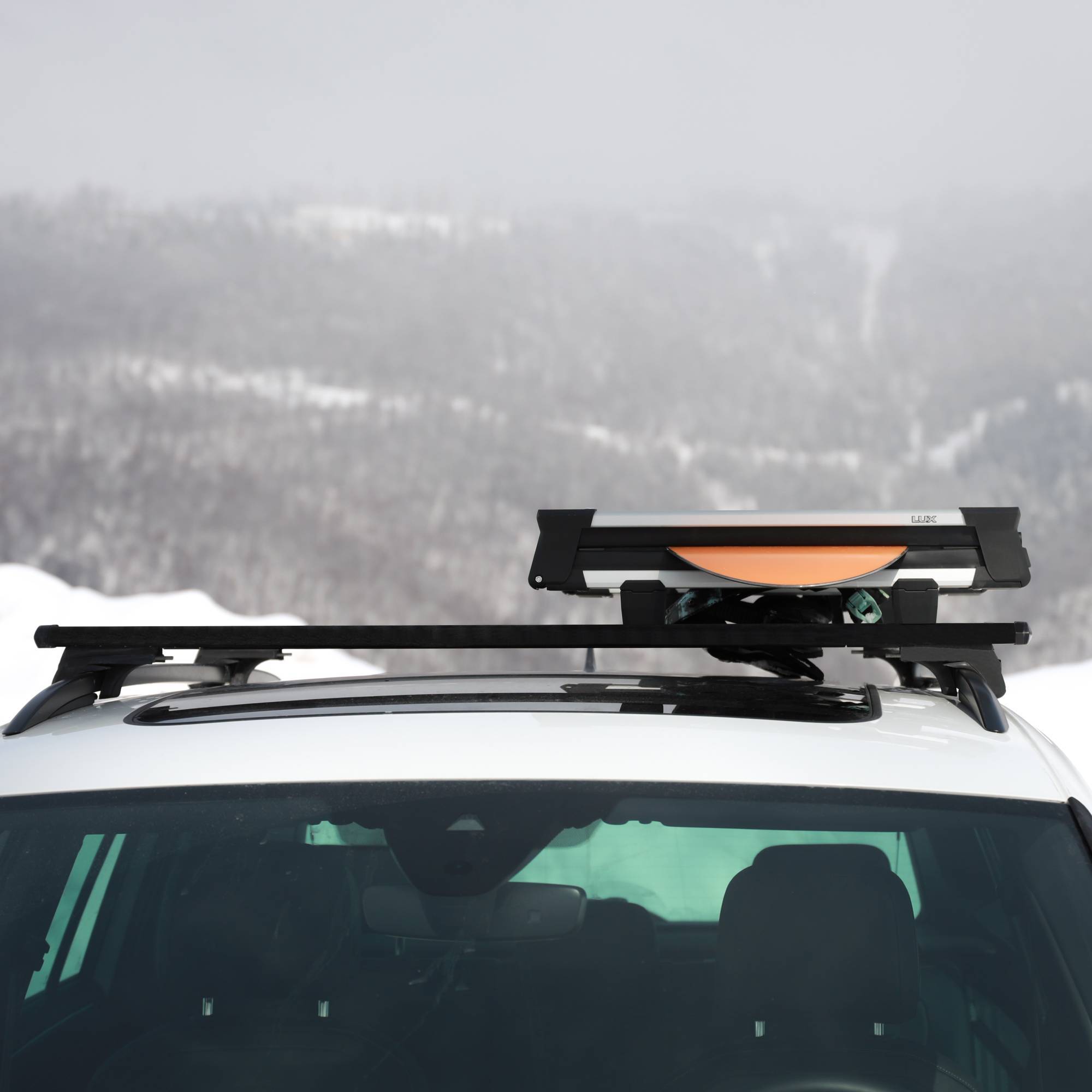 Крепления для лыж и сноуборда на крышу автомобиля