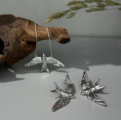 83164-kole-ptica-lastochka-v-stilistike-poison-drop