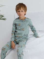 пижама  для мальчика  К 1552/голубой прибой,цветные паровозы