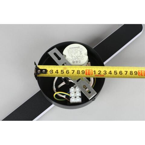 Настенный светодиодный светильник Aployt Lorentayn APL.328.21.11