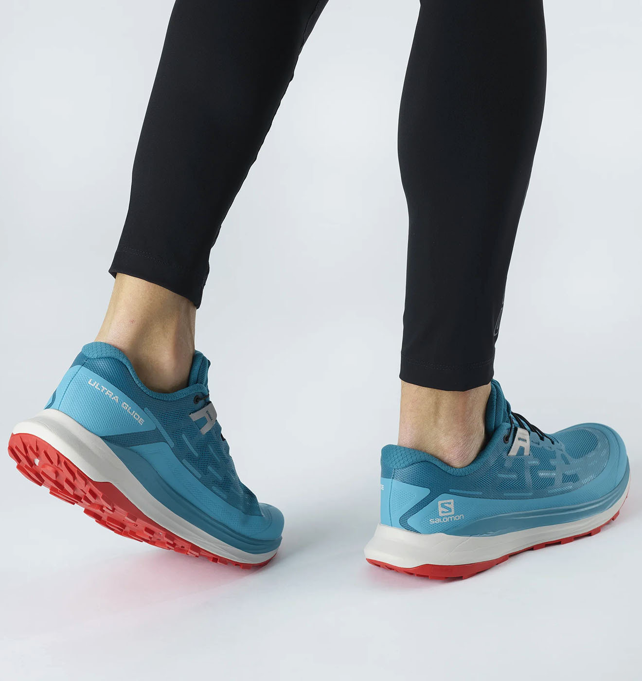 Salomon Ultra Glide cyan L41579100 SKiRunner.ru