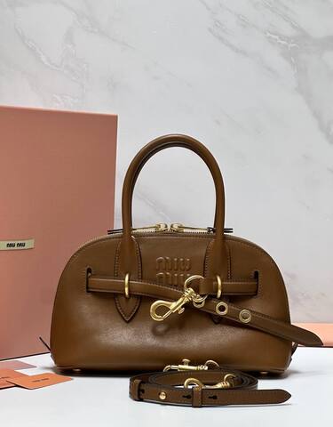 Сумка MIU MIU Aventure nappa, коричневая