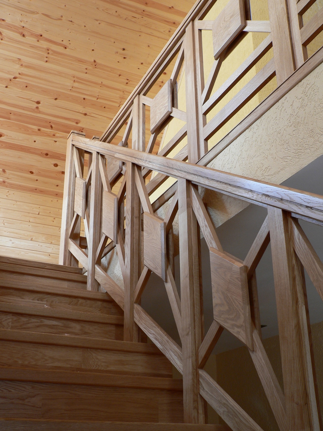 Деревянные лестницы с эксклюзивным дизайном