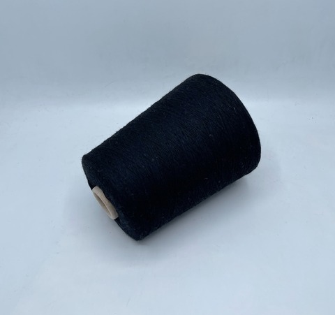 Бобинная пряжа (пр.Италия),1500м/100гр, 80% шерсть, 20% полиамид , цвет-Черный, арт.31459