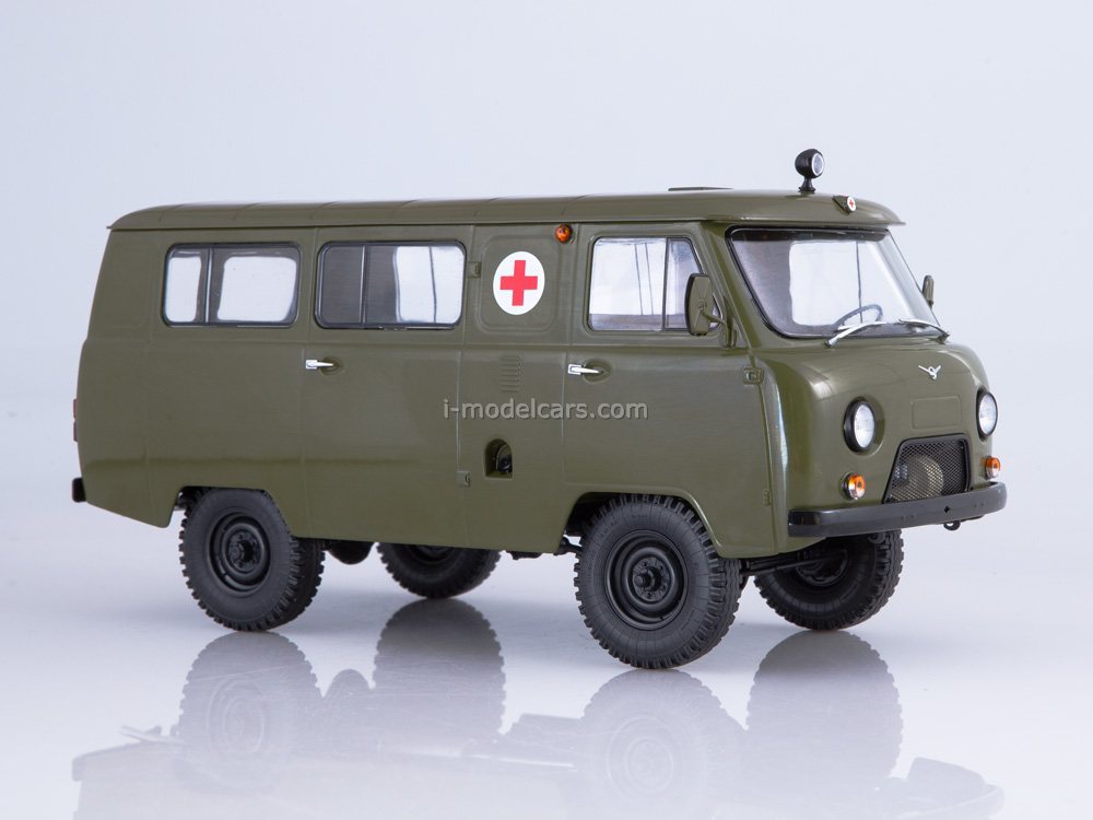 USSR RUSSIAN CAR SSM2006 1:18 UAZ 452A SANITARY УАЗ-452А САНИТАРНЫЙ USSR RUSSIAN CAR SSM2006 1:18 UAZ 452A SANITARY УАЗ-452А САНИТАРНЫЙ