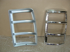 Накладка заднего фонаря УАЗ-Патриот (хром пластик до 2015) к-т