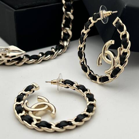 Серьги Chanel